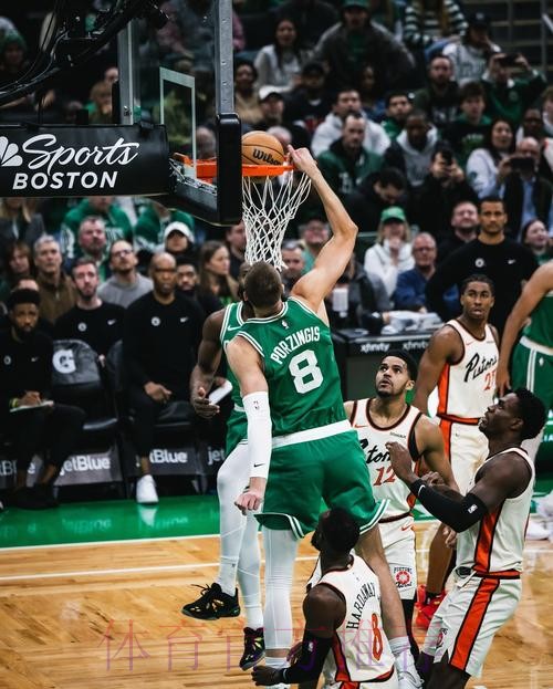 活塞1分险胜凯尔特人取得3连胜，同时结束凯尔特人2连胜